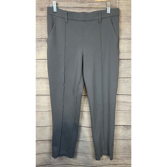 Lee Women’s Grey Pull-On Dress Pants Size 8 Vintage-Inspired - Picture 1 of 6